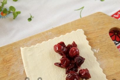 put the filling on the dough