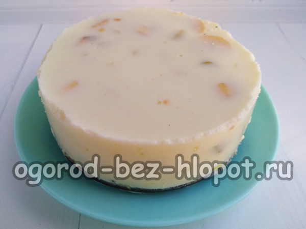remove the form from the cake