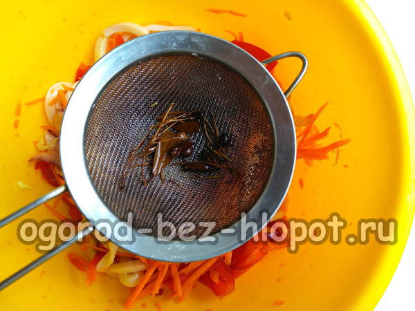 pour oil into the center of the snack
