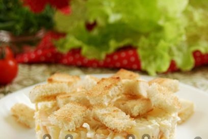 put crackers on salad