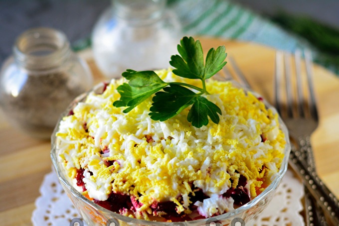 delicious sprat salad