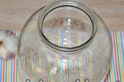 3 liter can