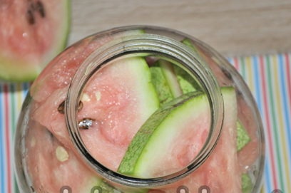 fill the jar with watermelon