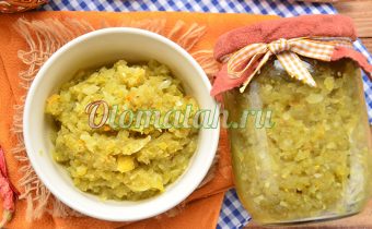 Caviar of green tomatoes
