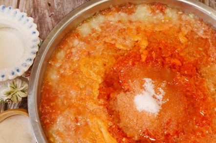 Sugar add to adjika