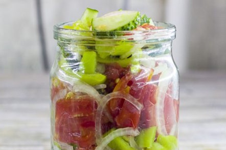 Putting the salad