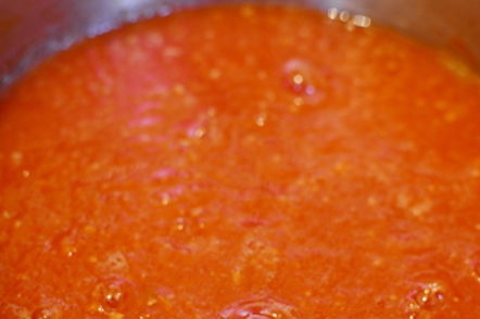 cook sauce