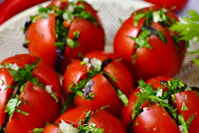 Fast tomatoes in Armenian