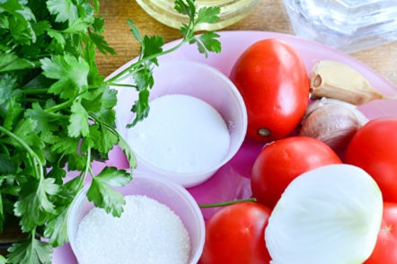 tomatoes and spices for the recipe
