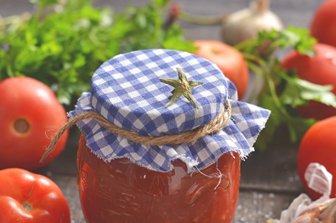 Tomatoes, grated with garlic