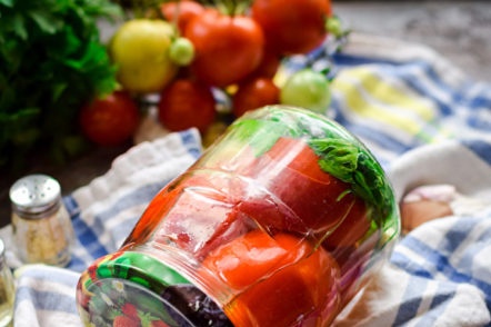 pickled tomatoes