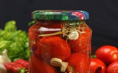 Tomatoes with horseradish