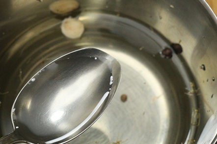 pouring vinegar