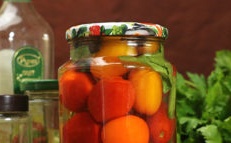 Tomatoes with celery