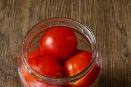 we put tomatoes