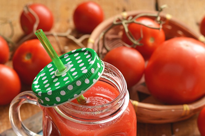 tomato juice with pulp