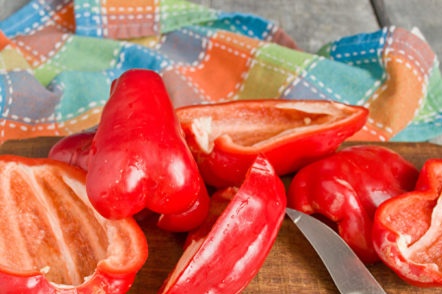 chop bell pepper