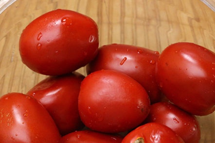 seasoning tomatoes