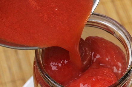 Juice the tomatoes