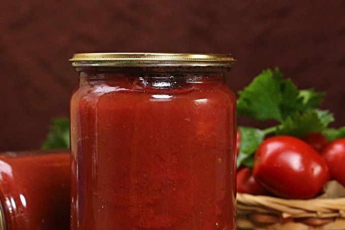 Tomatoes in tomato juice