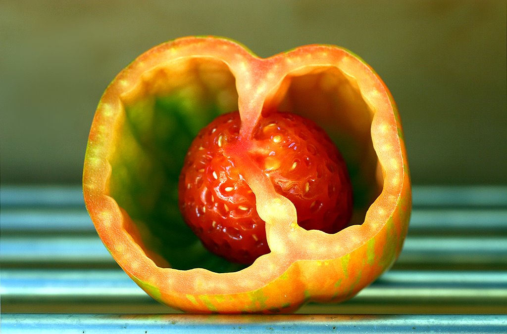 Hollow Tomato
