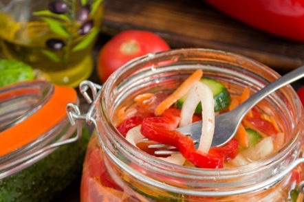 salata od povrća za zimu