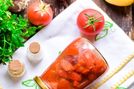 salata s paprom i sokom od rajčice