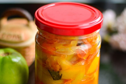 salata od zelene rajčice