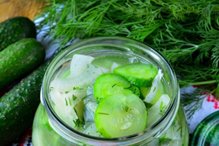 salata od krastavaca za zimu