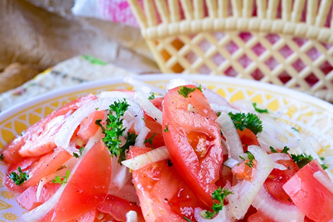 Uzbekska salata s rajčicama