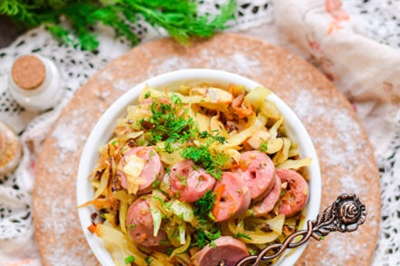 dish of stewed vegetables and sausages