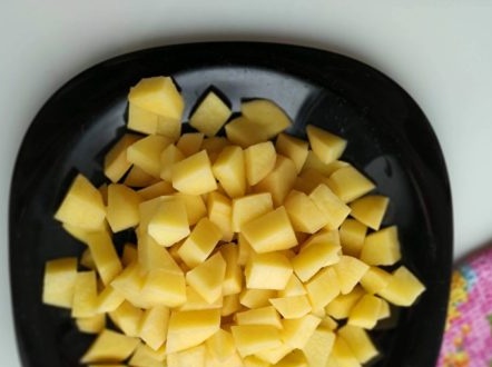 chop the potatoes
