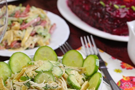 salad mystery for guests
